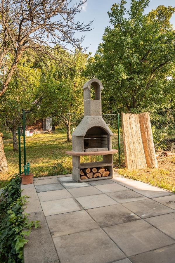 Chata Nad Lazenskym Udolim Luhačovice Εξωτερικό φωτογραφία