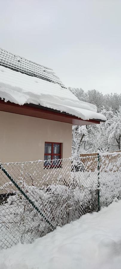 Chata Nad Lazenskym Udolim Luhačovice Εξωτερικό φωτογραφία